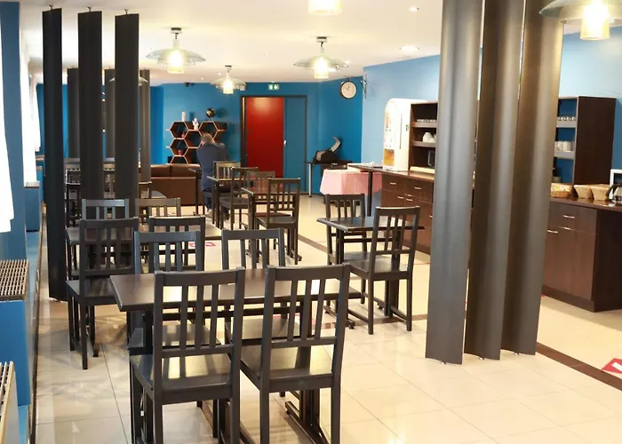 Orly Superior Hotel