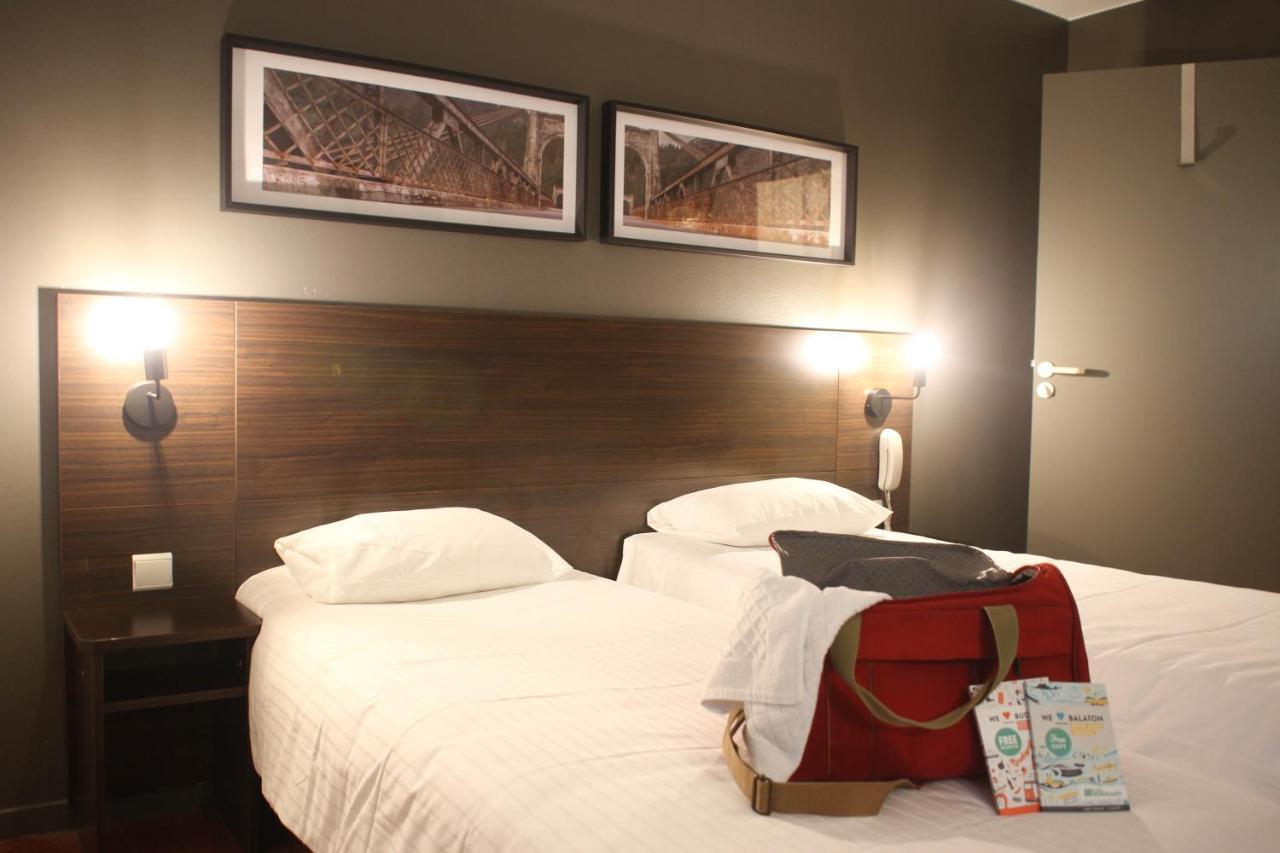 Orly Superior Hotel
